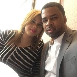 Meet your Posher, Earl mika